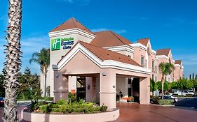 Holiday Inn Express Lathrop - South Stockton